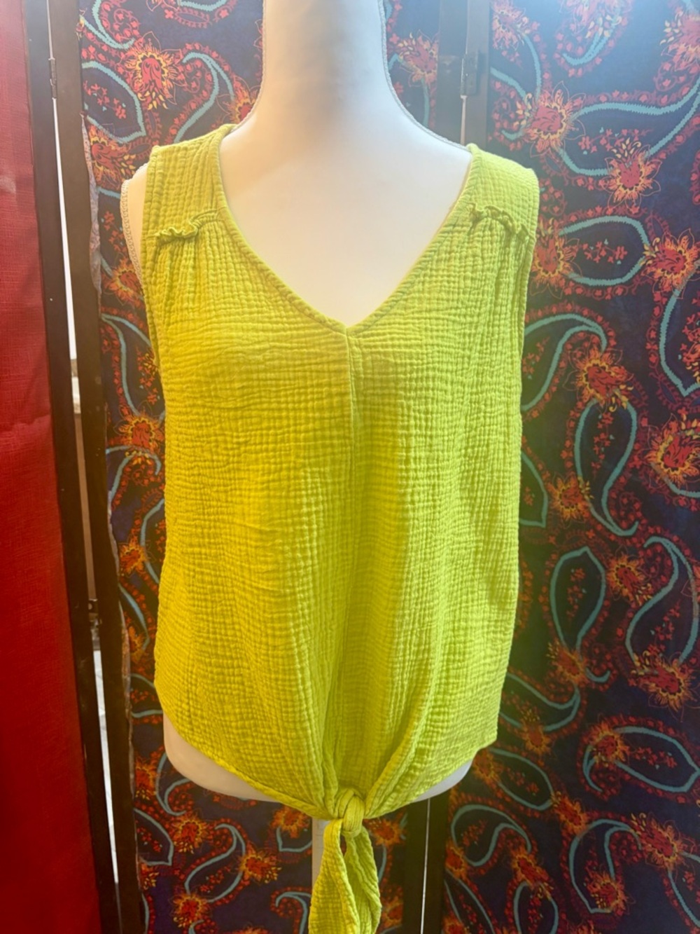 Lightweight Lime Tie-Front Women's top. Worn once.